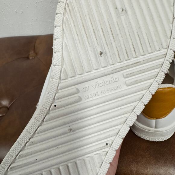 NWT VICTORIA MADRID LEATHER EFFECT & CONTRAST Unisex sports trainers - Picture 4 of 4